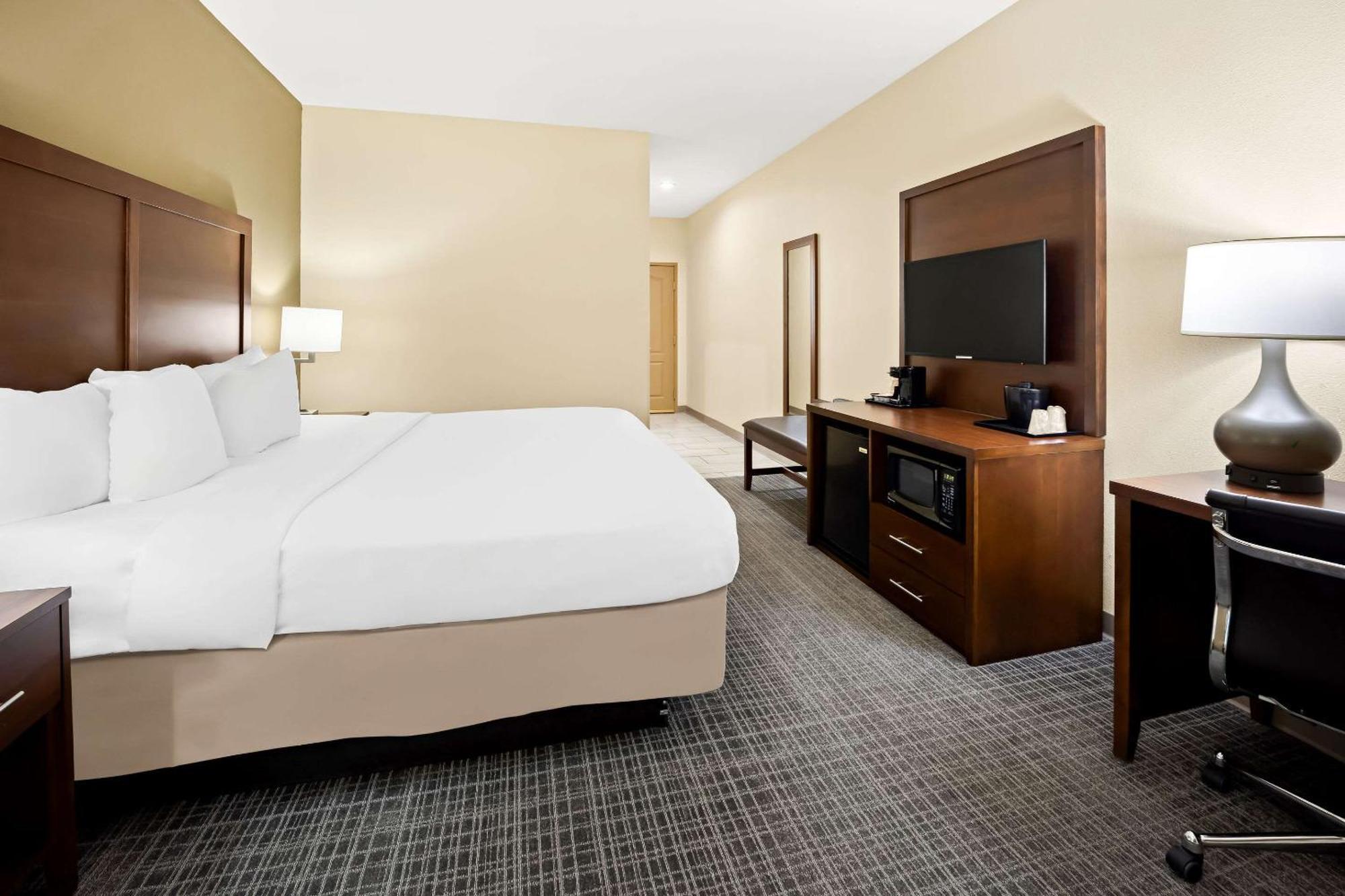 Comfort Inn & Suites High Point - 아키데일 외부 사진