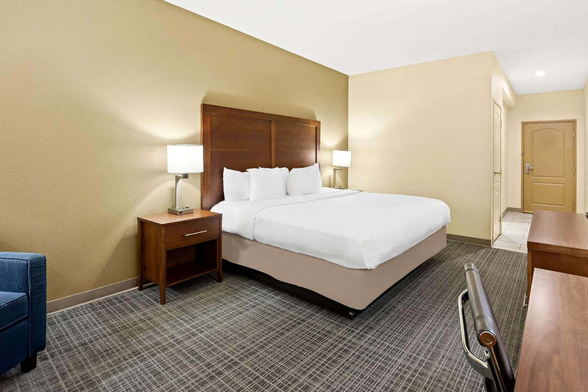 Comfort Inn & Suites High Point - 아키데일 외부 사진
