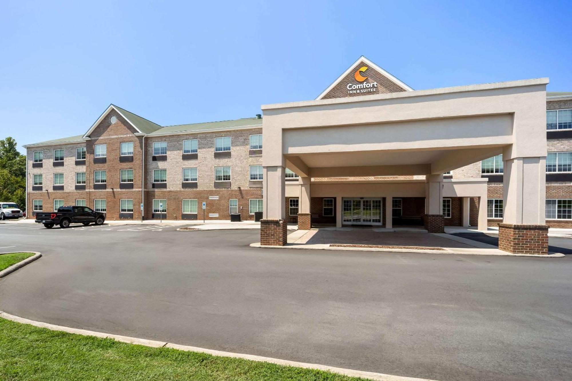 Comfort Inn & Suites High Point - 아키데일 외부 사진